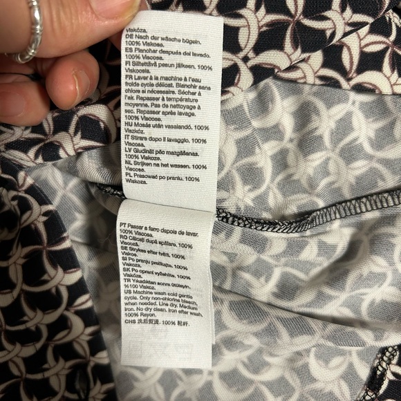 & other stories shirt - Picture 8 of 8